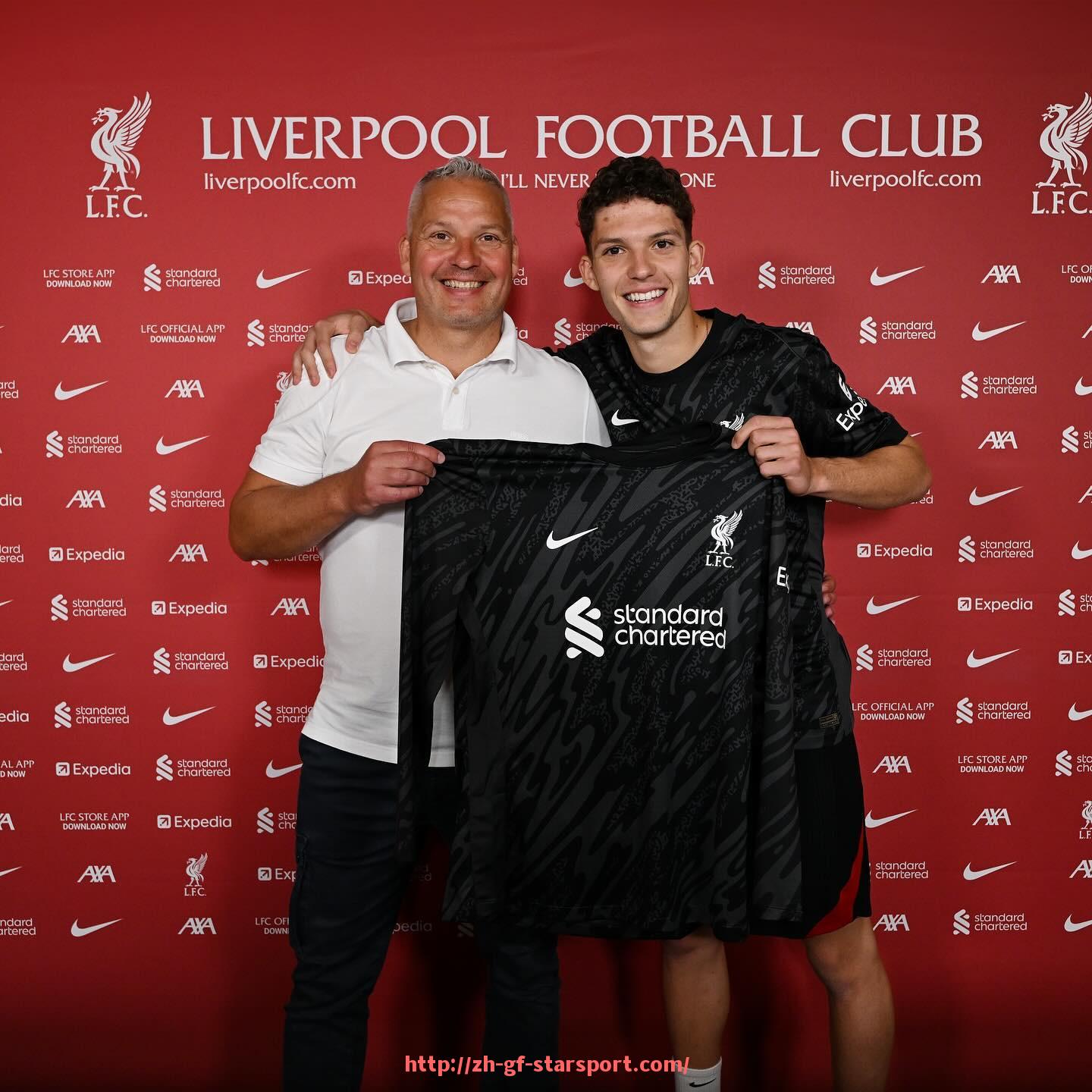 星空体育app-德甲hsv是哪支球队？球队历史与现状介绍