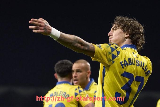 星空体育app-法甲里昂与升班马比赛表现的分析与总结