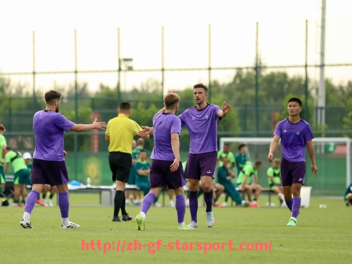 星空体育app-英超球队的财政状况与经济运营模式